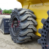 Air Monster skid steer tire_02