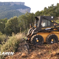 Nu-Air skid steer tires on New Holland L485